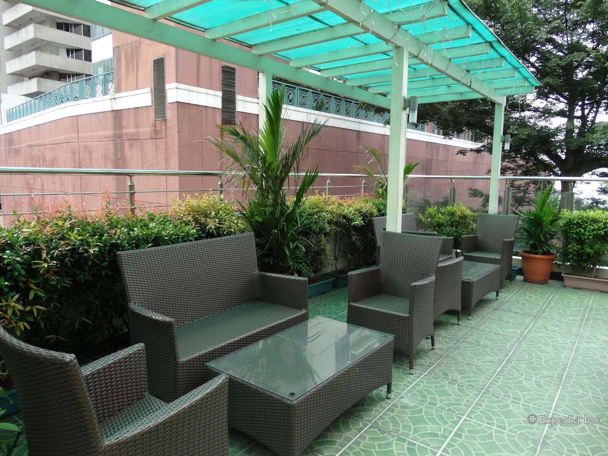 D Circle Hotel Manila Exterior foto